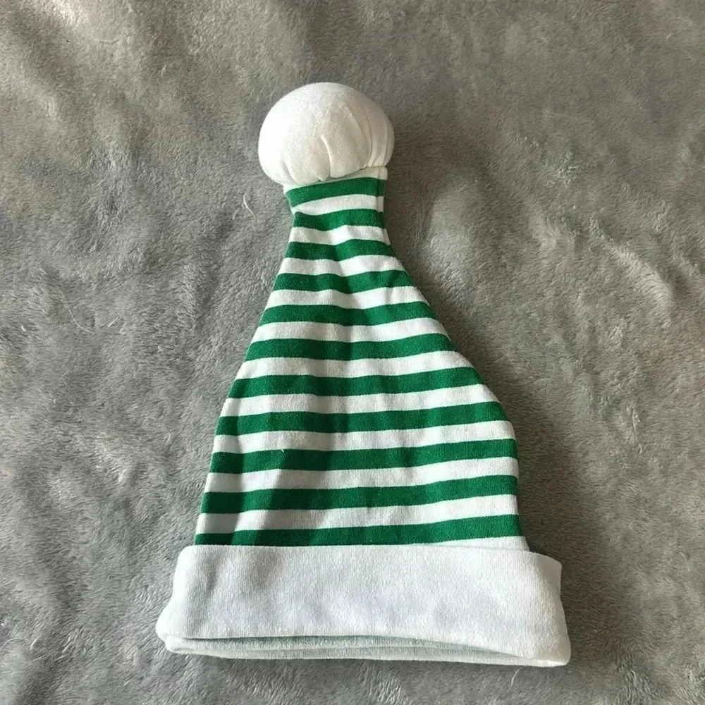 ⭐️ Baby Mode - Santa's Little  Helper hat and bib set. - Picture 3 of 5